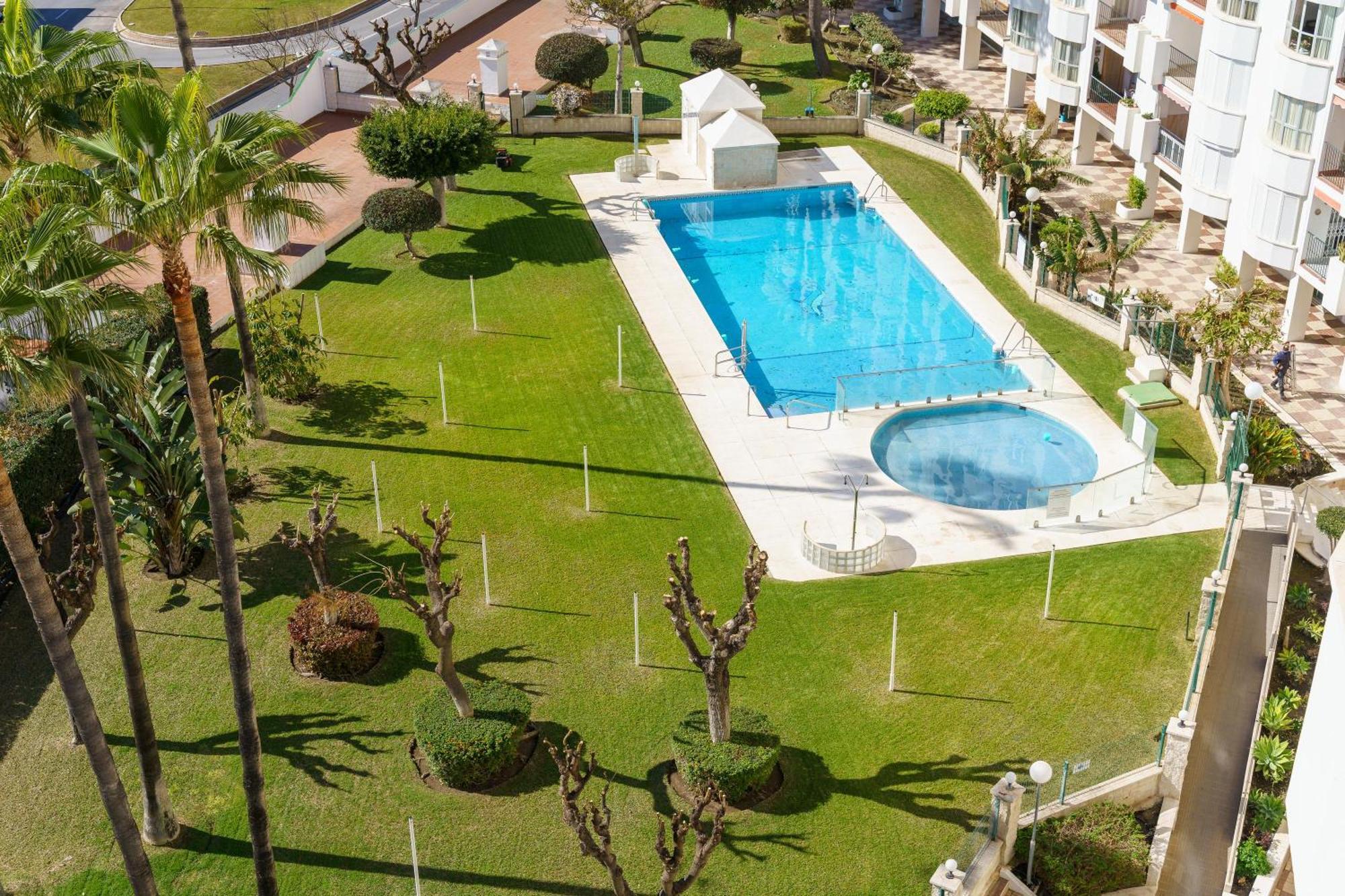 Apartamento Lance Del Sol 丰希罗拉 外观 照片